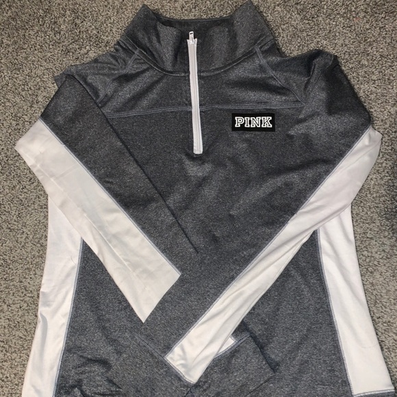 PINK Victoria's Secret Tops - PINK sweatshirt